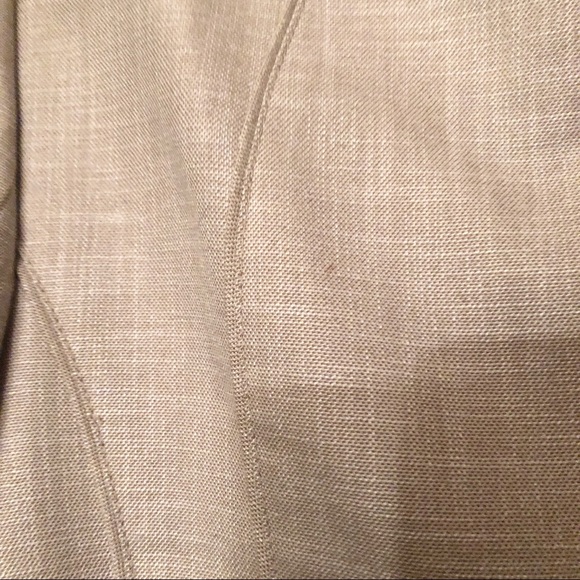 Stunning Beige Three-Quarter Sleeve Blazer - Picture 6 of 6